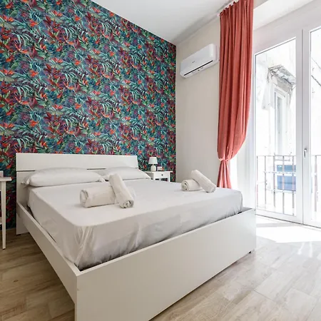 Vico Sedil Capuano 21 شقة