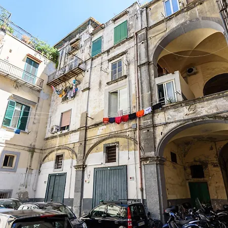 شقة Vico Sedil Capuano 21