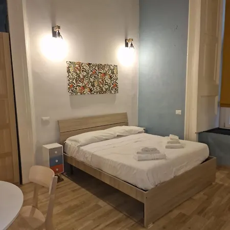 Vico Sedil Capuano 21 شقة *