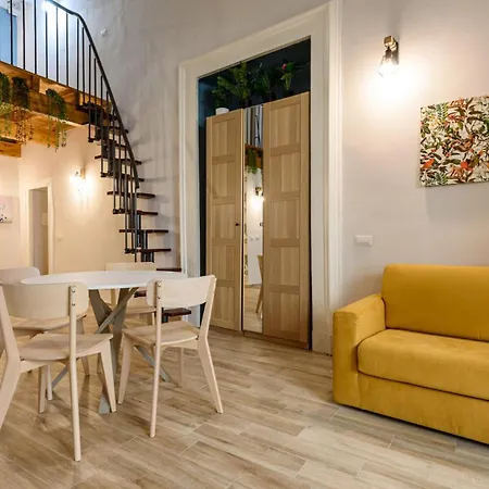 Vico Sedil Capuano 21 Apartment *