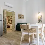 Vico Sedil Capuano 21 *